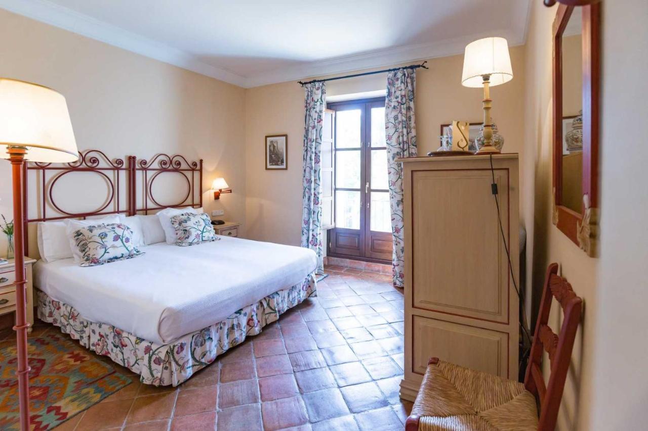 Maison d'hôtes Hacienda De Oran à Utrera Extérieur photo