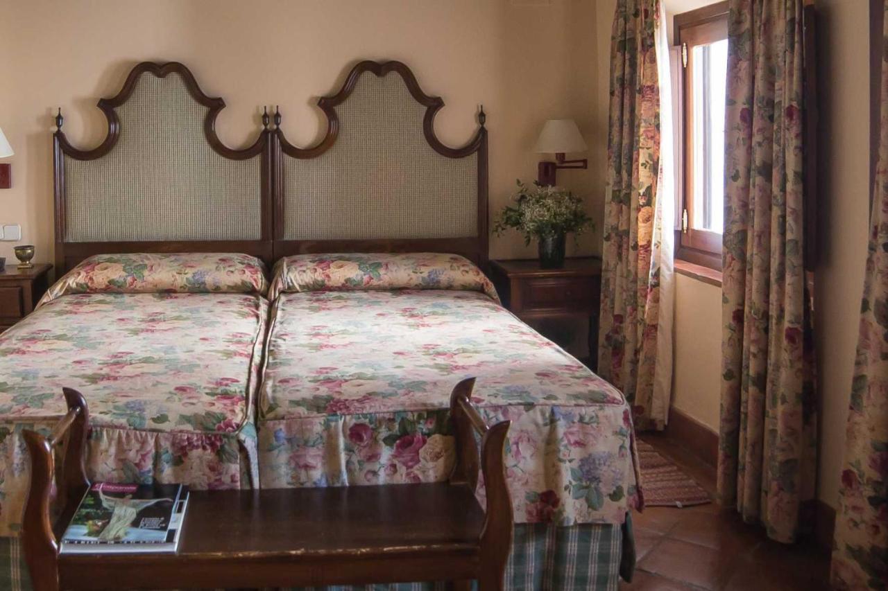 Maison d'hôtes Hacienda De Oran à Utrera Extérieur photo